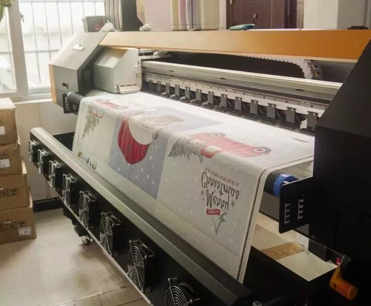 向老外出口圣誕用品，浙江義烏商人年銷數(shù)千萬